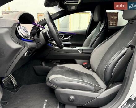 Серый Мерседес EQE, объемом двигателя 0 л и пробегом 46 тыс. км за 49999 $, фото 32 на Automoto.ua