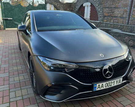 Серый Мерседес EQE, объемом двигателя 0 л и пробегом 28 тыс. км за 70000 $, фото 2 на Automoto.ua