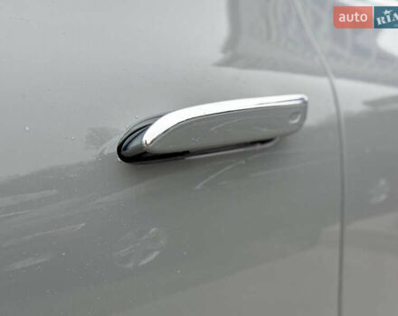 Серый Мерседес EQE, объемом двигателя 0 л и пробегом 18 тыс. км за 50000 $, фото 17 на Automoto.ua