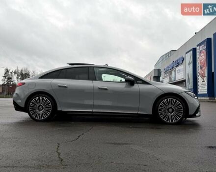 Серый Мерседес EQE, объемом двигателя 0 л и пробегом 46 тыс. км за 49999 $, фото 6 на Automoto.ua