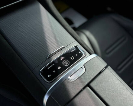 Серый Мерседес EQE, объемом двигателя 92 л и пробегом 2 тыс. км за 120000 $, фото 10 на Automoto.ua