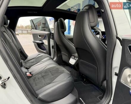 Серый Мерседес EQE, объемом двигателя 0 л и пробегом 46 тыс. км за 49999 $, фото 47 на Automoto.ua