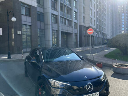 Серый Мерседес EQE, объемом двигателя 0 л и пробегом 38 тыс. км за 42500 $, фото 1 на Automoto.ua
