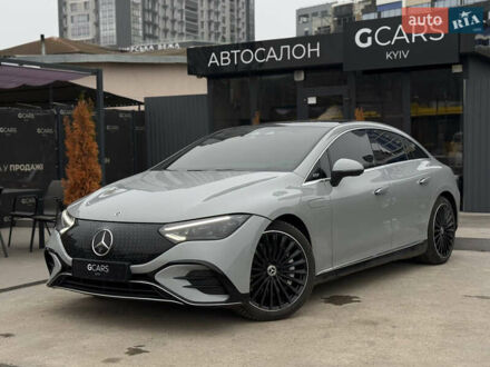 Серый Мерседес EQE, объемом двигателя 0 л и пробегом 18 тыс. км за 50000 $, фото 1 на Automoto.ua