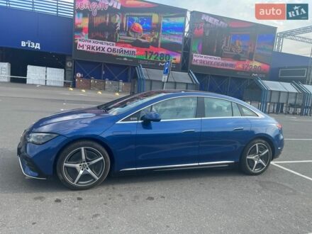 Синий Мерседес EQE, объемом двигателя 0 л и пробегом 8 тыс. км за 49500 $, фото 1 на Automoto.ua