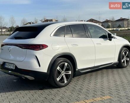 Белый Мерседес EQE SUV, объемом двигателя 0 л и пробегом 34 тыс. км за 47500 $, фото 5 на Automoto.ua