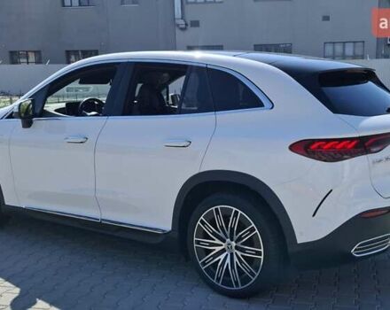 Белый Мерседес EQE SUV, объемом двигателя 0 л и пробегом 23 тыс. км за 52000 $, фото 7 на Automoto.ua