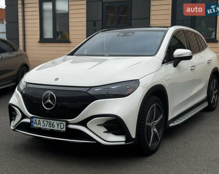 Белый Мерседес EQE SUV, объемом двигателя 0 л и пробегом 18 тыс. км за 49900 $, фото 5 на Automoto.ua