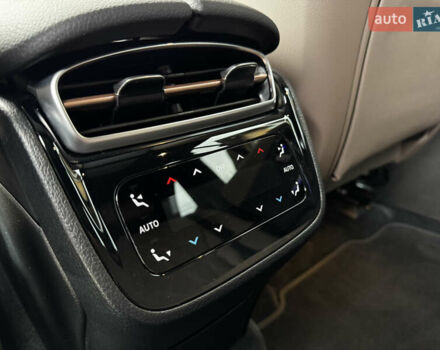 Белый Мерседес EQE SUV, объемом двигателя 0 л и пробегом 18 тыс. км за 49900 $, фото 18 на Automoto.ua