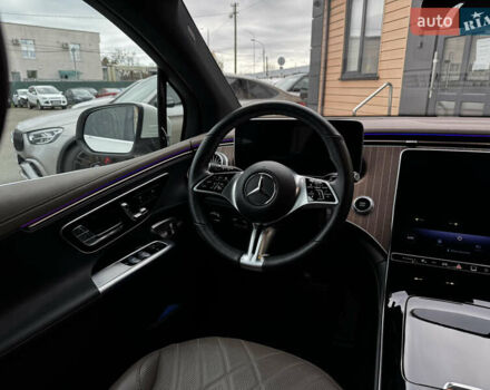 Белый Мерседес EQE SUV, объемом двигателя 0 л и пробегом 18 тыс. км за 49900 $, фото 26 на Automoto.ua