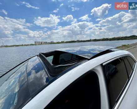 Белый Мерседес EQE SUV, объемом двигателя 0 л и пробегом 17 тыс. км за 52500 $, фото 13 на Automoto.ua