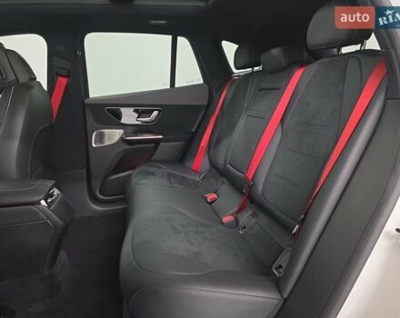 Белый Мерседес EQE SUV, объемом двигателя 0 л и пробегом 9 тыс. км за 77000 $, фото 11 на Automoto.ua