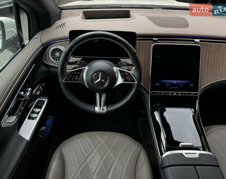 Белый Мерседес EQE SUV, объемом двигателя 0 л и пробегом 18 тыс. км за 49900 $, фото 23 на Automoto.ua