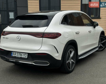 Белый Мерседес EQE SUV, объемом двигателя 0 л и пробегом 18 тыс. км за 49900 $, фото 12 на Automoto.ua