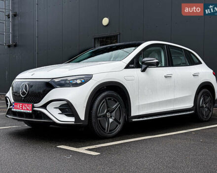 Белый Мерседес EQE SUV, объемом двигателя 0 л и пробегом 4 тыс. км за 76850 $, фото 2 на Automoto.ua
