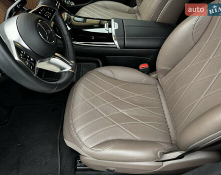 Белый Мерседес EQE SUV, объемом двигателя 0 л и пробегом 18 тыс. км за 49900 $, фото 36 на Automoto.ua