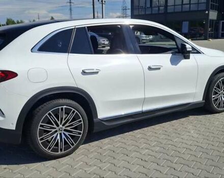Белый Мерседес EQE SUV, объемом двигателя 0 л и пробегом 23 тыс. км за 52000 $, фото 2 на Automoto.ua