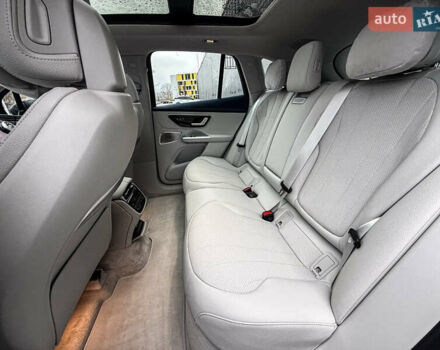 Белый Мерседес EQE SUV, объемом двигателя 0 л и пробегом 4 тыс. км за 76850 $, фото 23 на Automoto.ua