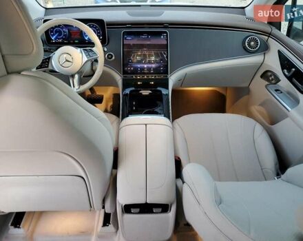 Белый Мерседес EQE SUV, объемом двигателя 0 л и пробегом 40 тыс. км за 26960 $, фото 7 на Automoto.ua