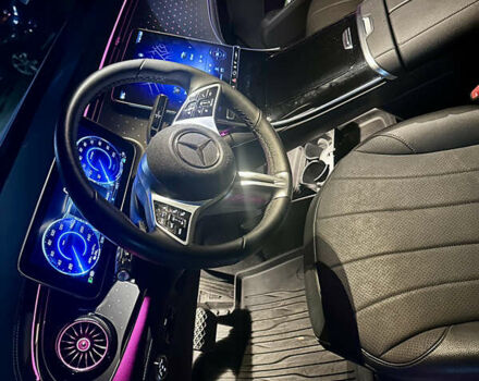 Белый Мерседес EQE SUV, объемом двигателя 0 л и пробегом 17 тыс. км за 52500 $, фото 51 на Automoto.ua
