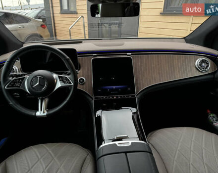 Белый Мерседес EQE SUV, объемом двигателя 0 л и пробегом 18 тыс. км за 49900 $, фото 20 на Automoto.ua