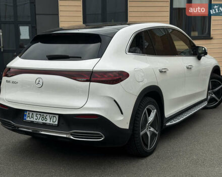 Белый Мерседес EQE SUV, объемом двигателя 0 л и пробегом 18 тыс. км за 49900 $, фото 11 на Automoto.ua
