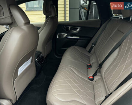 Белый Мерседес EQE SUV, объемом двигателя 0 л и пробегом 18 тыс. км за 49900 $, фото 17 на Automoto.ua
