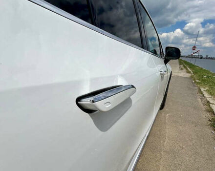 Белый Мерседес EQE SUV, объемом двигателя 0 л и пробегом 17 тыс. км за 52500 $, фото 10 на Automoto.ua