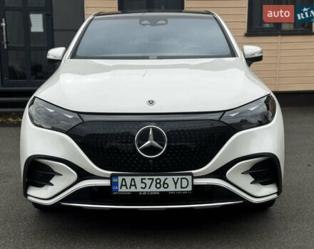 Белый Мерседес EQE SUV, объемом двигателя 0 л и пробегом 18 тыс. км за 49900 $, фото 4 на Automoto.ua