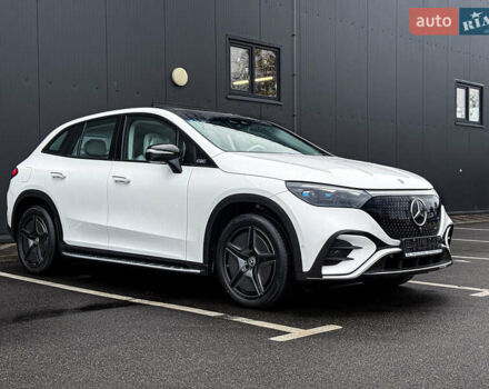 Белый Мерседес EQE SUV, объемом двигателя 0 л и пробегом 4 тыс. км за 76850 $, фото 4 на Automoto.ua