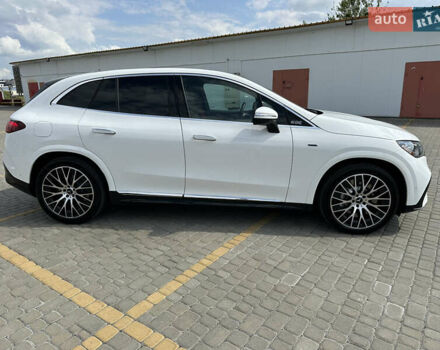 Белый Мерседес EQE SUV, объемом двигателя 0 л и пробегом 23 тыс. км за 77000 $, фото 9 на Automoto.ua
