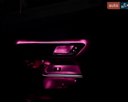 Белый Мерседес EQE SUV, объемом двигателя 0 л и пробегом 17 тыс. км за 52500 $, фото 49 на Automoto.ua