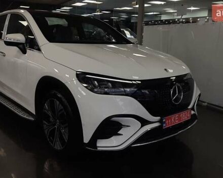 Белый Мерседес EQE SUV, объемом двигателя 0 л и пробегом 1 тыс. км за 65000 $, фото 1 на Automoto.ua