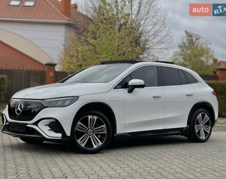 Белый Мерседес EQE SUV, объемом двигателя 0 л и пробегом 23 тыс. км за 46900 $, фото 1 на Automoto.ua