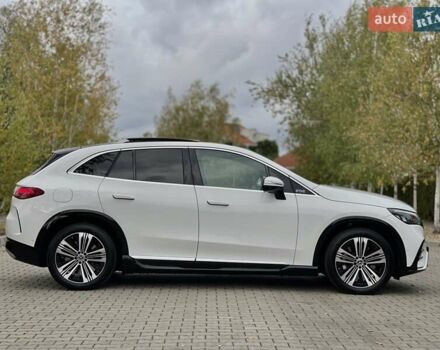 Белый Мерседес EQE SUV, объемом двигателя 0 л и пробегом 23 тыс. км за 46900 $, фото 13 на Automoto.ua