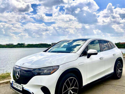 Мерседес EQE SUV 2023 в Одессе на Automoto.ua Белый Мерседес EQE SUV, объемом двигателя 0 л и пробегом 10 тыс. км за 54000 $, фото 1 на Automoto.ua