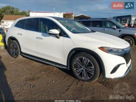 Белый Мерседес EQE SUV, объемом двигателя 0 л и пробегом 27 тыс. км за 35800 $, фото 1 на Automoto.ua