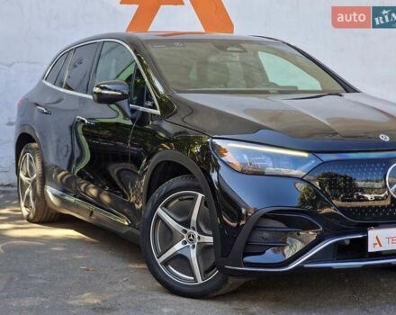 Чорний Мерседес EQE SUV, об'ємом двигуна 0 л та пробігом 47 тис. км за 46990 $, фото 15 на Automoto.ua