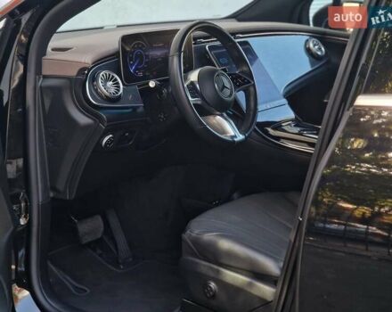 Чорний Мерседес EQE SUV, об'ємом двигуна 0 л та пробігом 47 тис. км за 46990 $, фото 48 на Automoto.ua