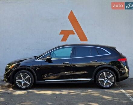 Чорний Мерседес EQE SUV, об'ємом двигуна 0 л та пробігом 47 тис. км за 46990 $, фото 23 на Automoto.ua