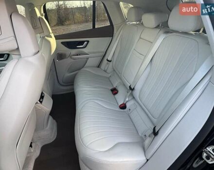 Черный Мерседес EQE SUV, объемом двигателя 0 л и пробегом 25 тыс. км за 51000 $, фото 49 на Automoto.ua