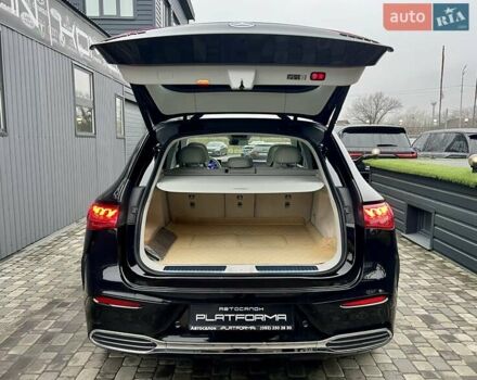 Черный Мерседес EQE SUV, объемом двигателя 0 л и пробегом 2 тыс. км за 54900 $, фото 35 на Automoto.ua