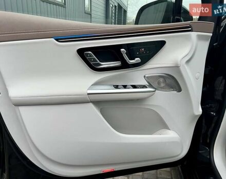 Черный Мерседес EQE SUV, объемом двигателя 0 л и пробегом 2 тыс. км за 54900 $, фото 15 на Automoto.ua