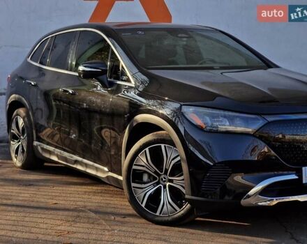 Чорний Мерседес EQE SUV, об'ємом двигуна 0 л та пробігом 28 тис. км за 51990 $, фото 16 на Automoto.ua
