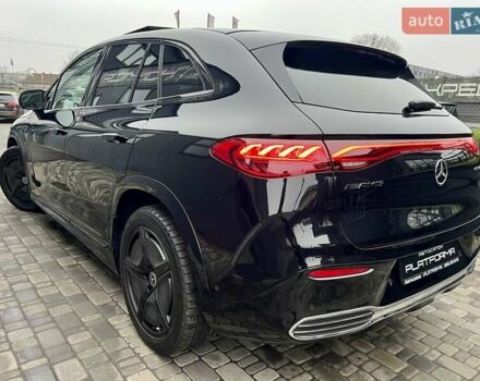 Черный Мерседес EQE SUV, объемом двигателя 0 л и пробегом 2 тыс. км за 54900 $, фото 85 на Automoto.ua