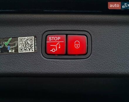 Чорний Мерседес EQE SUV, об'ємом двигуна 0 л та пробігом 28 тис. км за 51990 $, фото 47 на Automoto.ua