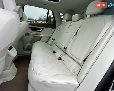 Черный Мерседес EQE SUV, объемом двигателя 0 л и пробегом 2 тыс. км за 54900 $, фото 31 на Automoto.ua