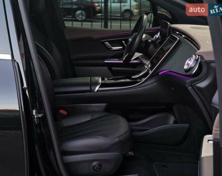 Чорний Мерседес EQE SUV, об'ємом двигуна 0 л та пробігом 28 тис. км за 51990 $, фото 62 на Automoto.ua