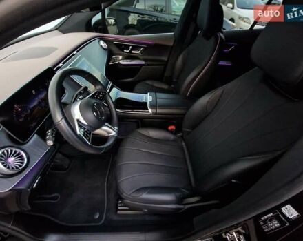 Чорний Мерседес EQE SUV, об'ємом двигуна 0 л та пробігом 28 тис. км за 51990 $, фото 51 на Automoto.ua