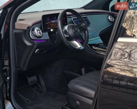 Чорний Мерседес EQE SUV, об'ємом двигуна 0 л та пробігом 28 тис. км за 51990 $, фото 52 на Automoto.ua